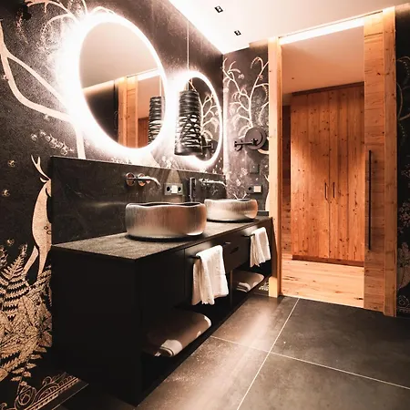 Albion Mountain Dolomites 4*