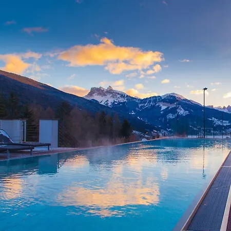 Hotel Albion Mountain Dolomites Ortisei